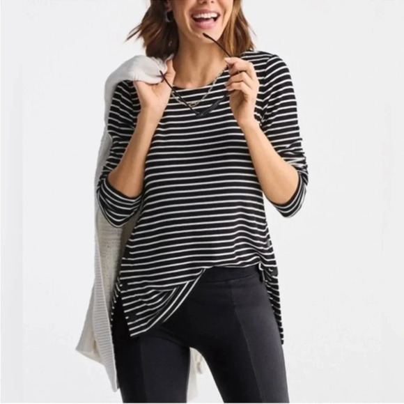 Cabi Long Sleeve Crew Neck Black and White Side Snap Tee Size M - Picture 1 of 7